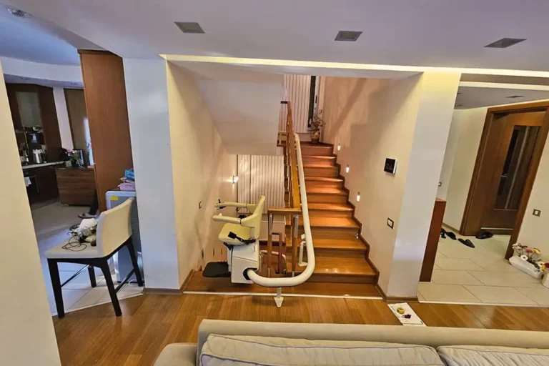 engelli ve yaşlı merdiven asansörleri