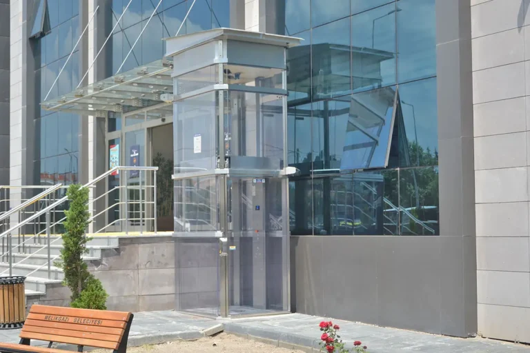 octalift engelli asansörü